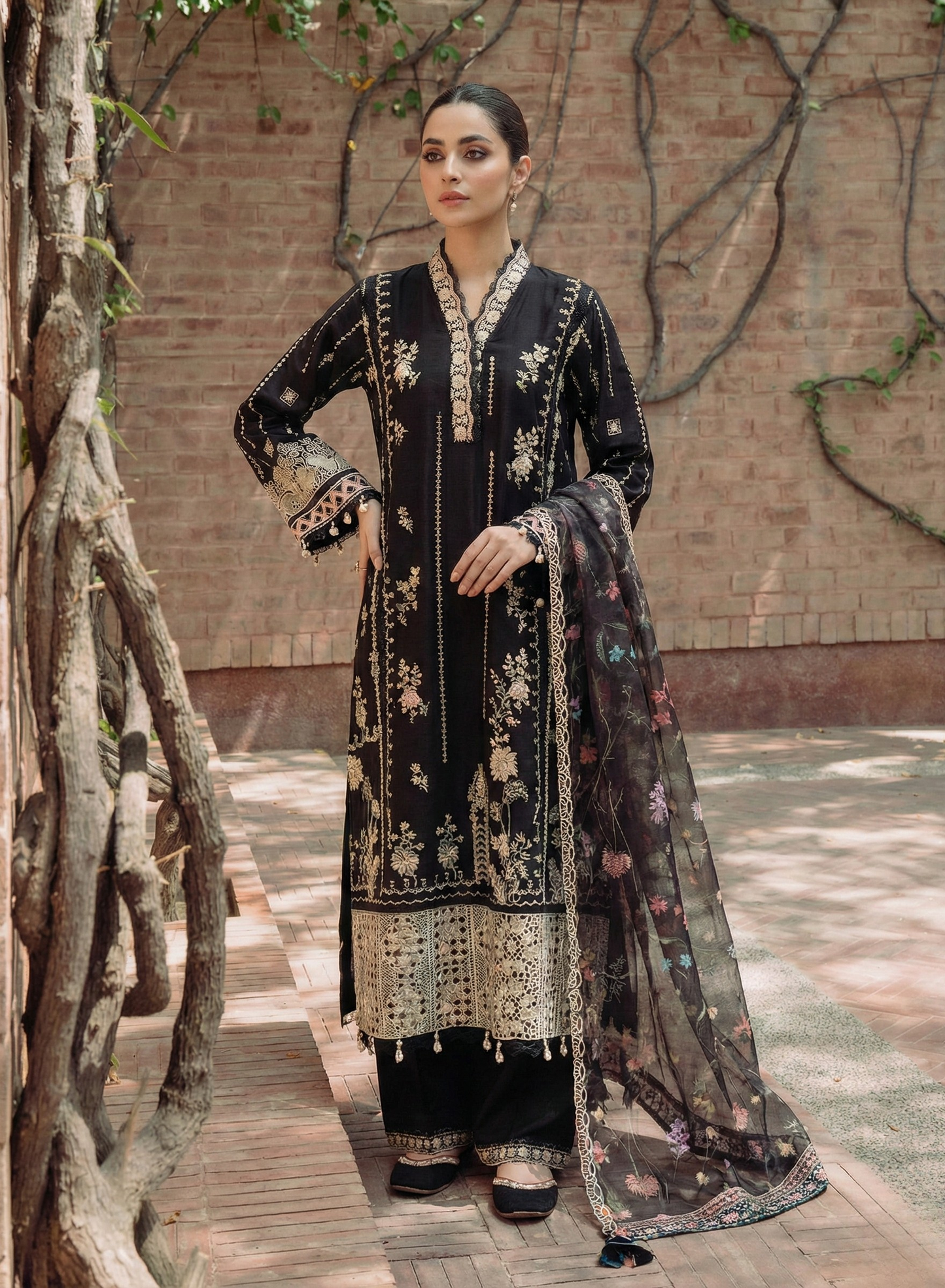 Noir Elegance Embroidered 3-Piece Suit Set