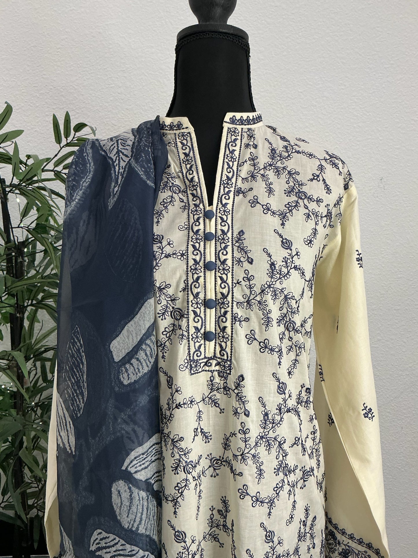 Ivory & Navy Floral Embroidered 3-Piece Suit Set