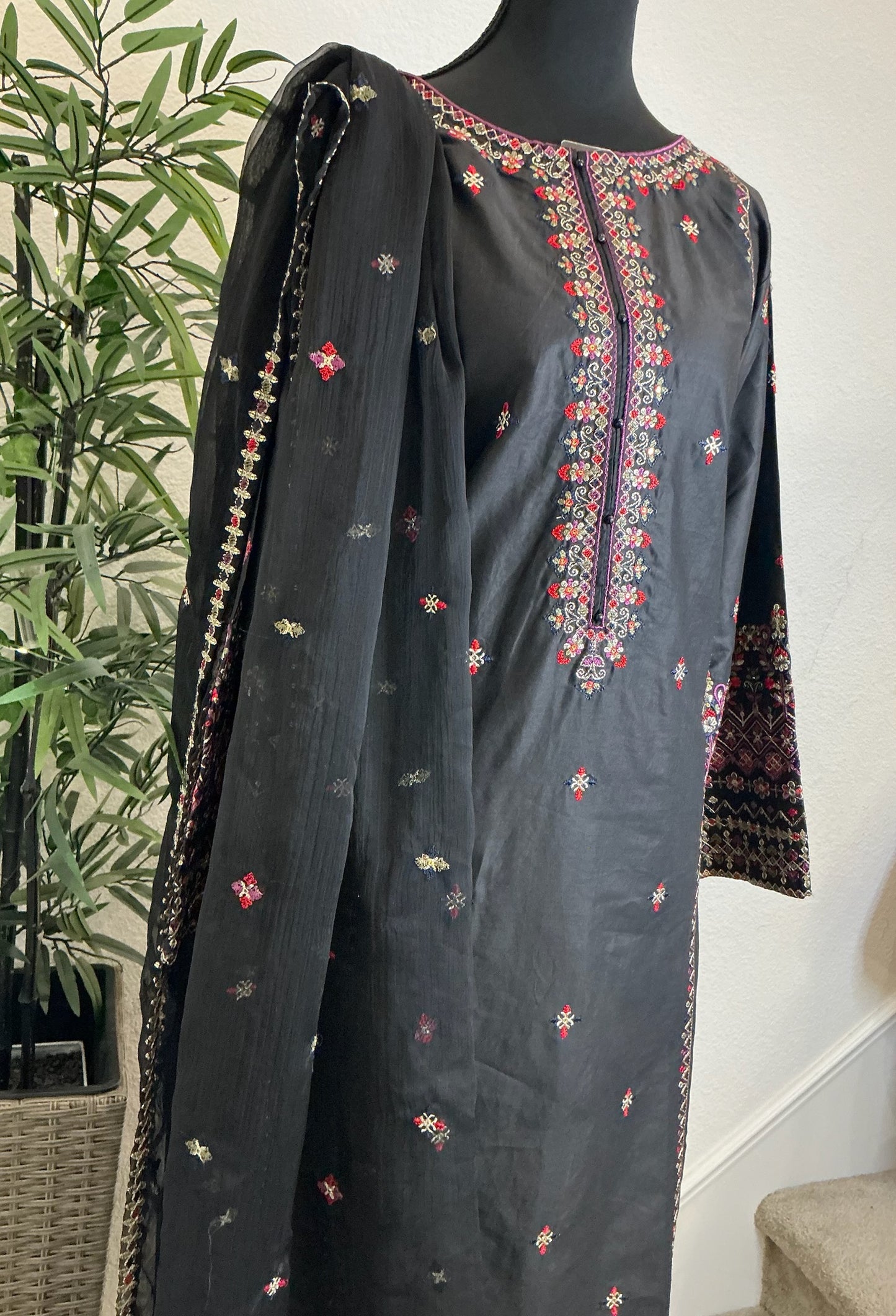 Black Multicolor Embroidered 3-Piece Suit Set